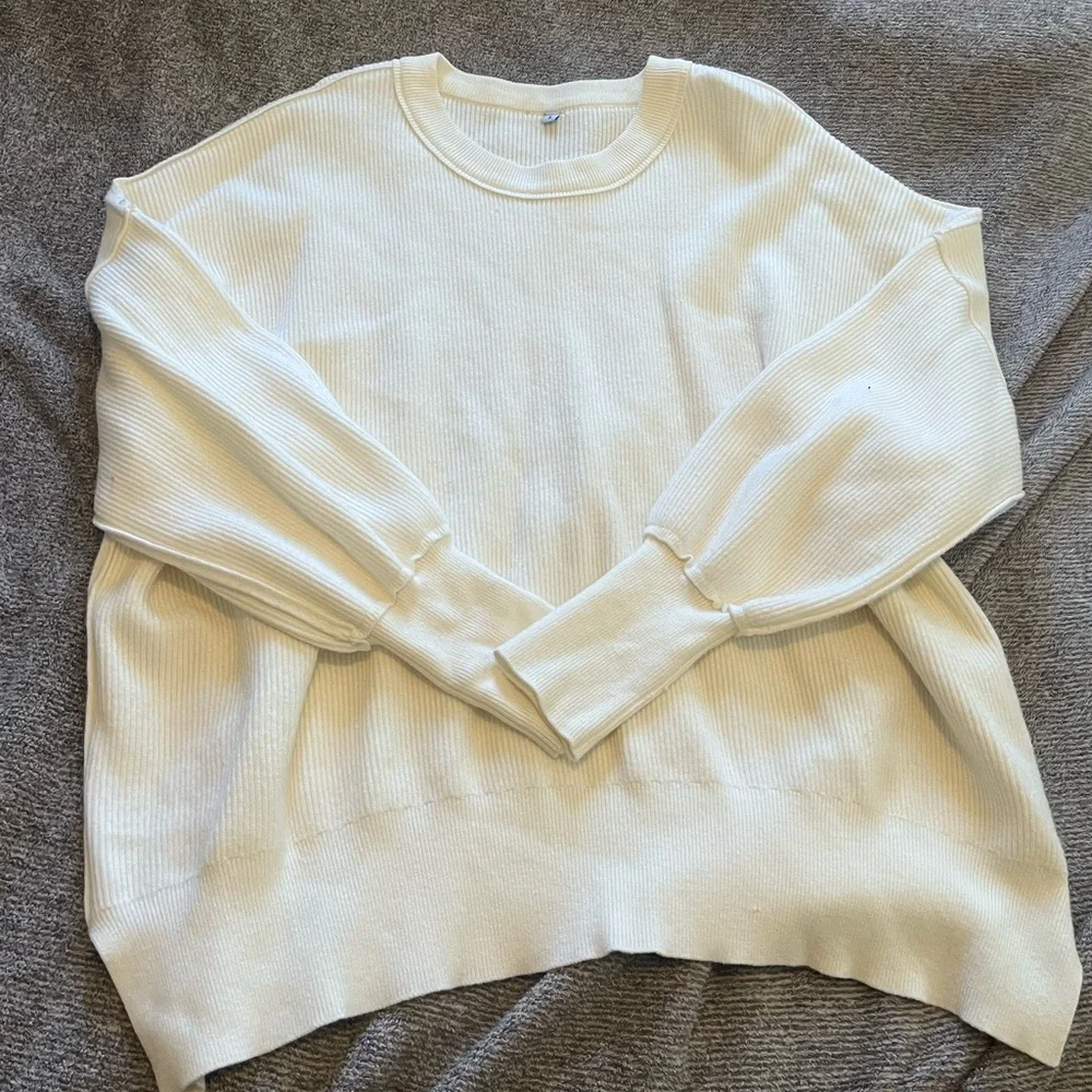 Sweater Bundle - Picture 5 of 6